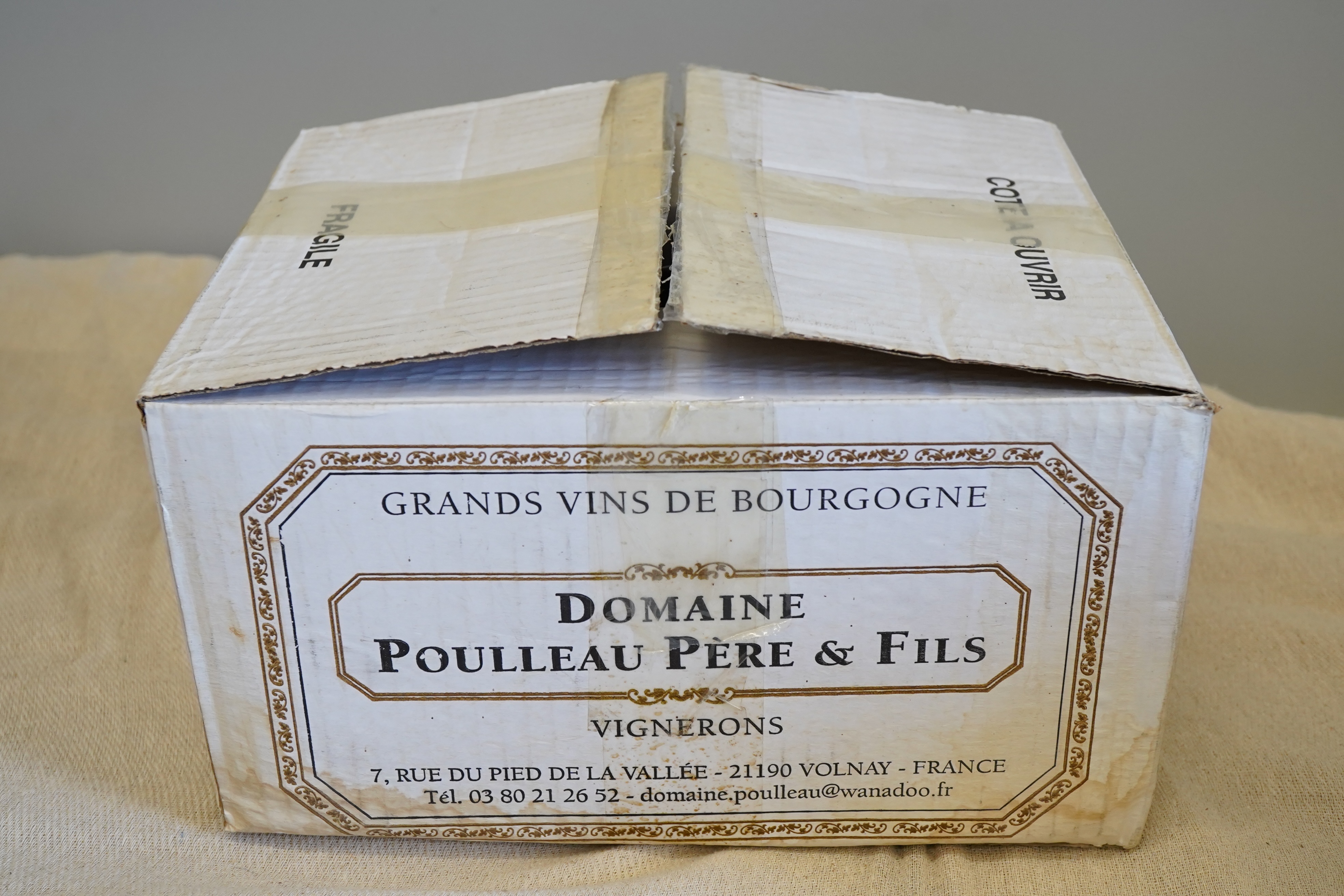 Domaine Poulleau Pere et Fils, Aloxe-Corton, 2009